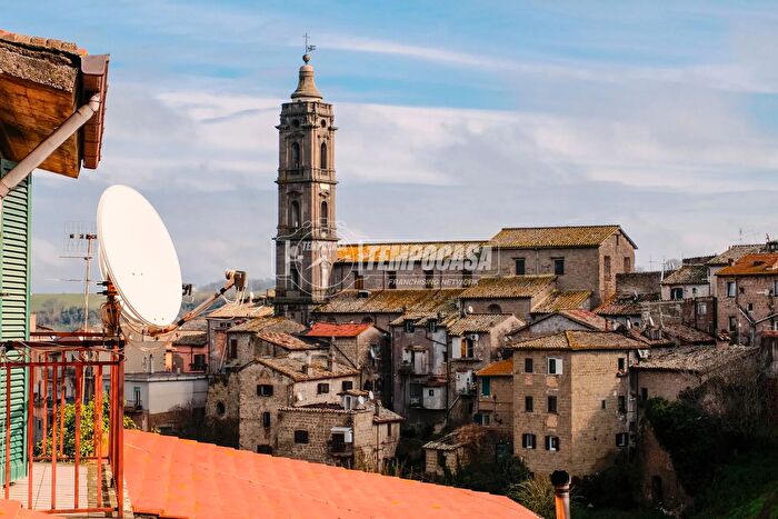 Appartamento quadrilocale in vendita in Via G Marconi, Campagnano Di Roma