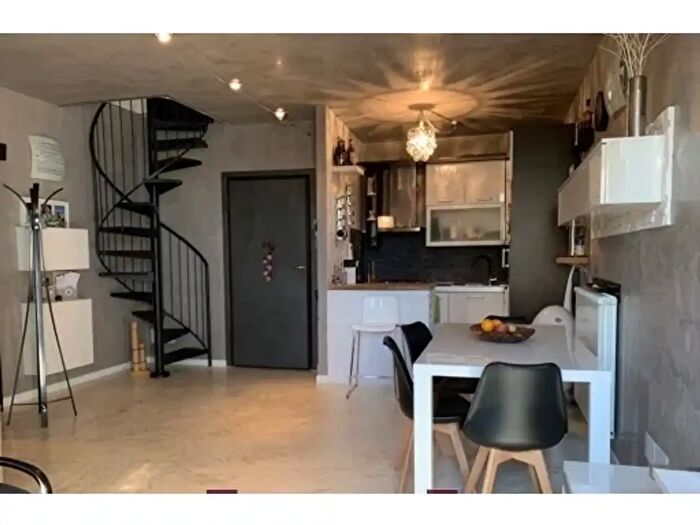 Appartamento bilocale in vendita in Carmignano