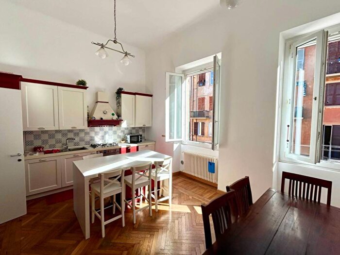 Appartamento quadrilocale in affitto in Via Anton Giulio Barrili, San Fruttuoso, Genova