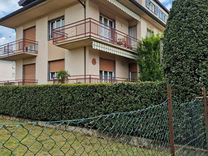 Appartamento bilocale in affitto in Via Francesco Baracca, Vighizzolo Cascina Varenna, Cantù