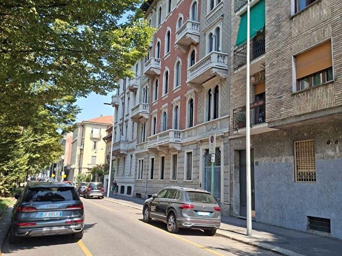 Appartamento monolocale in affitto in Via Carlo Vittadini, Bocconi, Milano