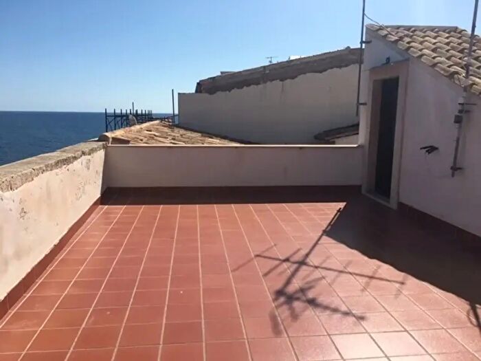 Appartamento trilocale in vendita in Via della Maestranza, Siracusa