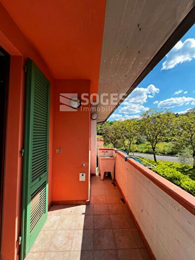 Appartamento trilocale in vendita in Via Guido Casini, Cavriglia