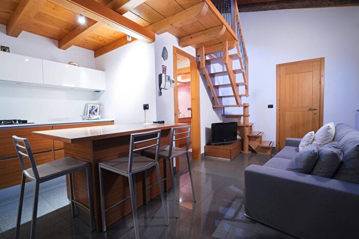 Appartamento bilocale in vendita in Via S Antonio, Campodolcino