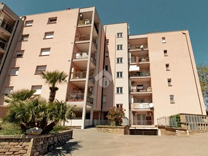 Appartamento quadrilocale in vendita in Via Alessandro Pertini, Tarquinia