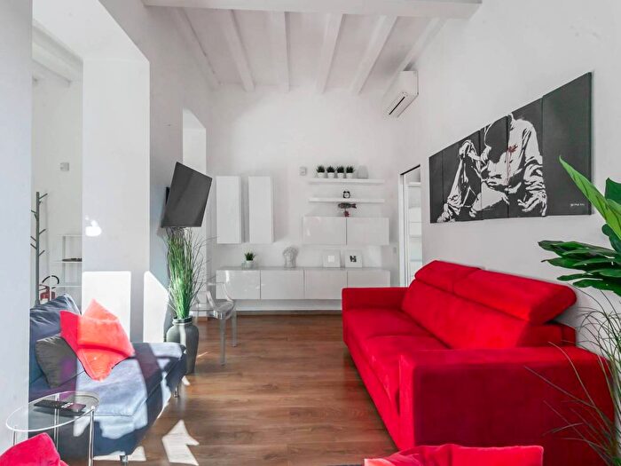 Appartamento bilocale in affitto in Via Federico Confalonieri, Isola, Milano