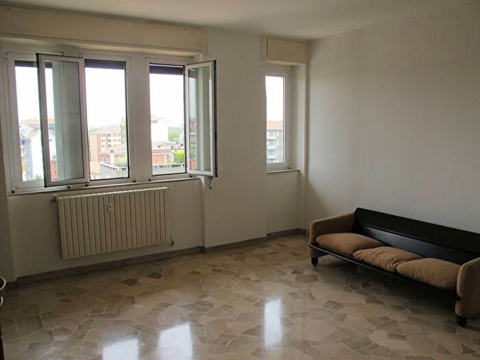 Appartamento con 5 locali in affitto in Via Alessandro Astesani, Affori, Milano