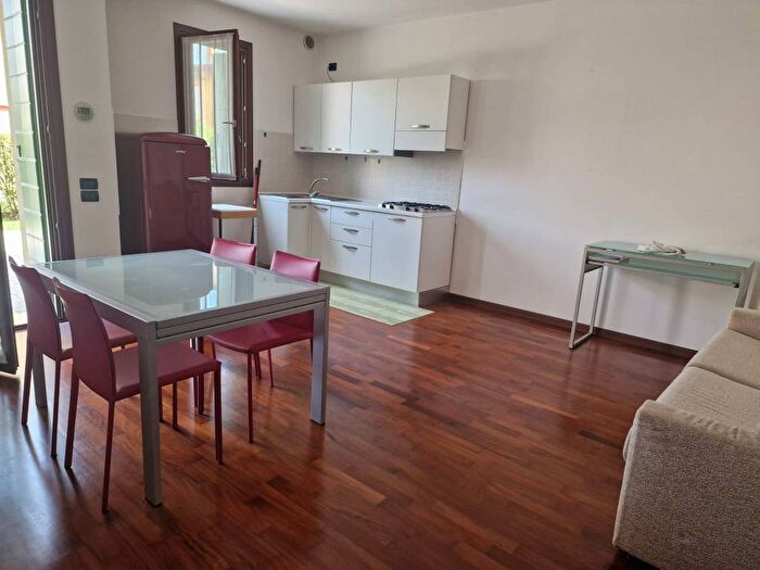 Appartamento bilocale in affitto in Via dei Mille, Frescada, Preganziol