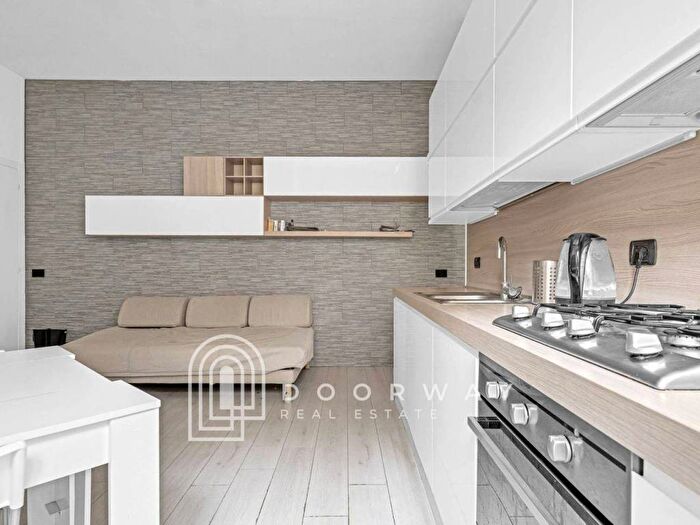 Appartamento trilocale in affitto in Via Gaetano Braga, Cascina dei Pomi, Milano