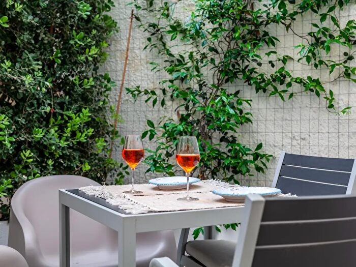 Appartamento monolocale in vendita in Via Giovanni Maria Dettori, Cagliari