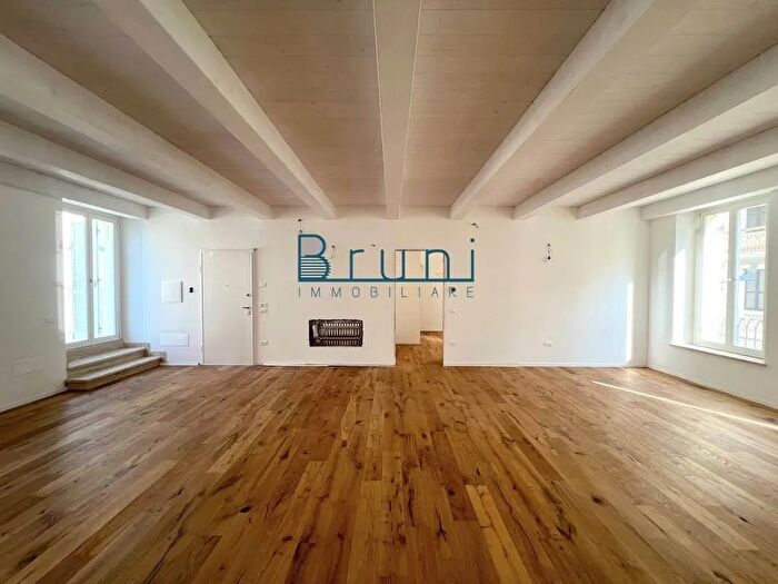 Appartamento con 5 locali in vendita in Via Aspromonte, San Benedetto Del Tronto