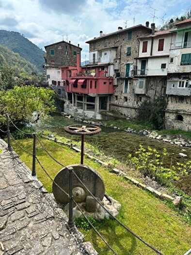Appartamento bilocale in vendita in Via Ruffini, Isolabona