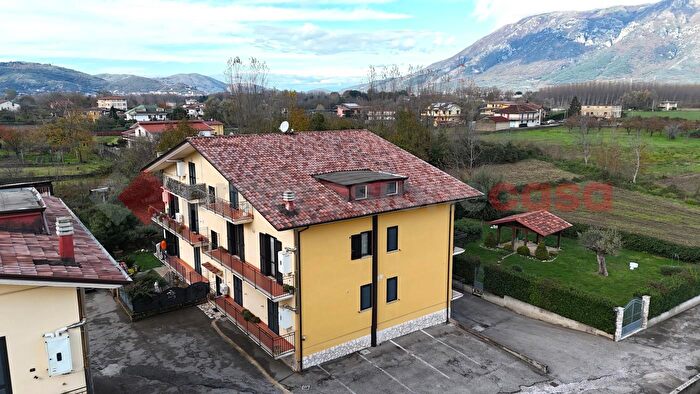 Appartamento quadrilocale in vendita in Via Circumvallazione Nord, Rotondi