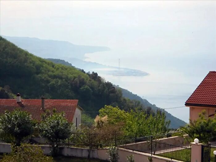 Casa con 5 locali in vendita in Villaggio del Pino, Scilla