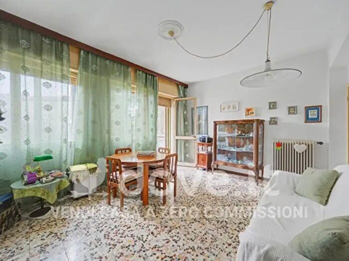 Appartamento trilocale in vendita in Via Luigi Lagrange, Padova