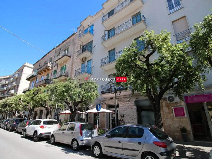 Appartamento trilocale in vendita in Viale della Libertà, Martina Franca