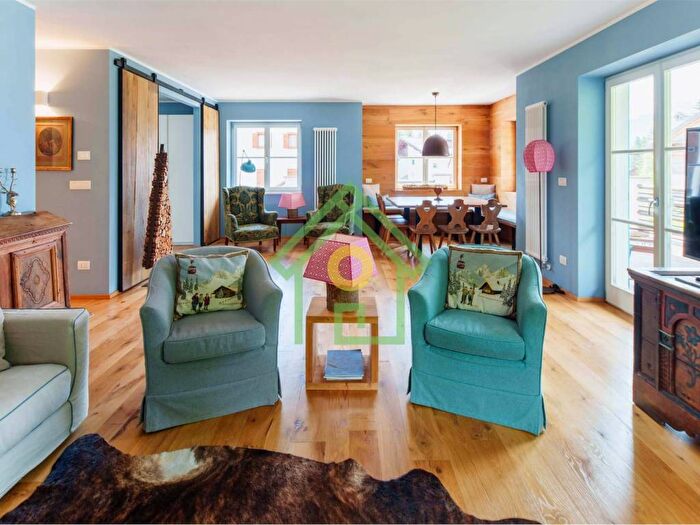 Appartamento con 6 locali in affitto in Località Cianderies, Centro, Cortina dAmpezzo