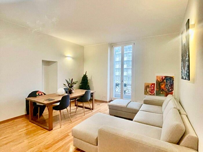 Appartamento trilocale in affitto in Viale Abruzzi, Buenos Aires, Milano