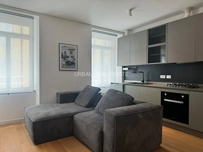 Appartamento trilocale in affitto in Via di Cologna, Trieste