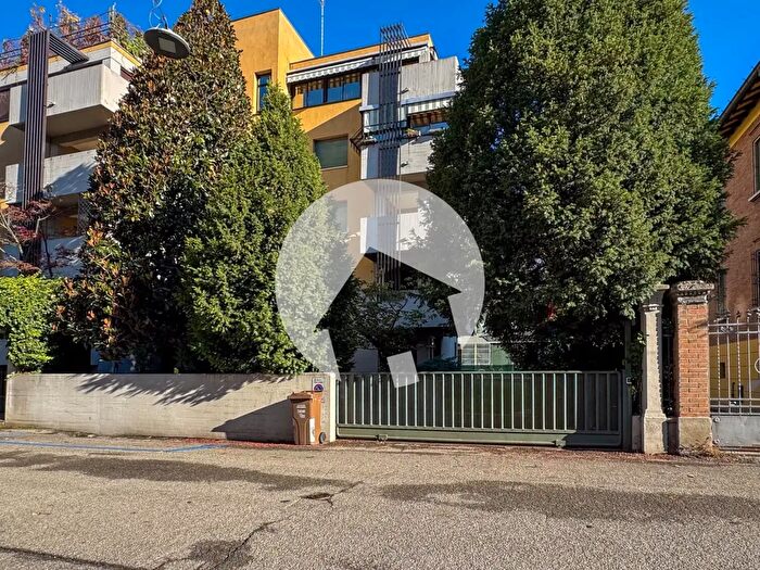 Appartamento bilocale in vendita in Via Peri, Reggio Emilia