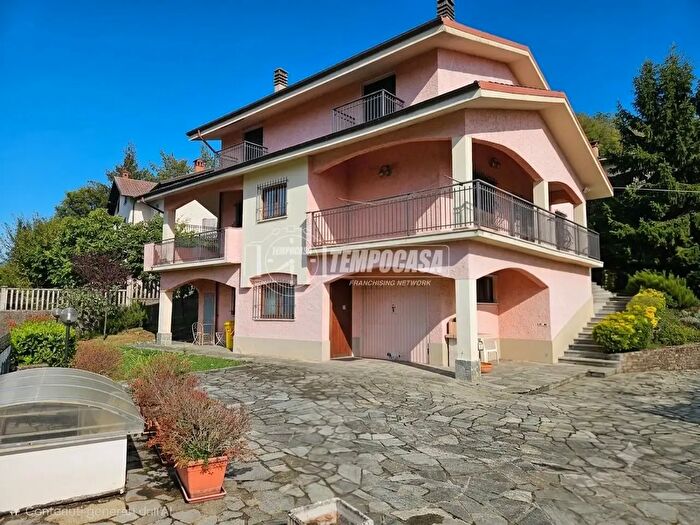 Casa con 7 locali in vendita in Via Chiarli, Belforte Monferrato