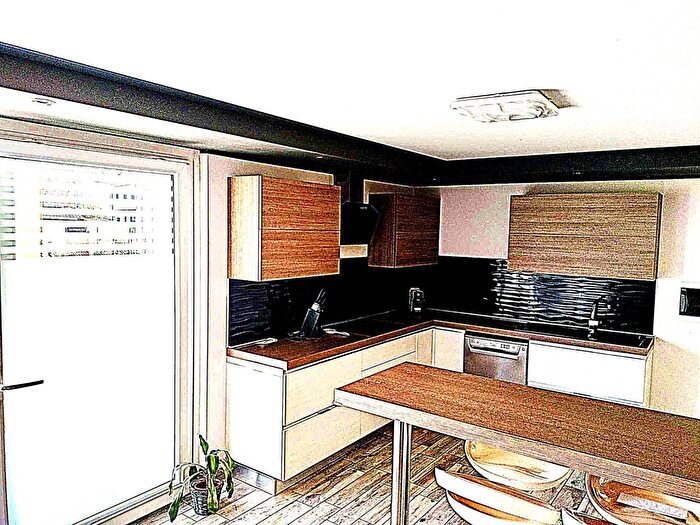 Casa con 8 locali in vendita in Via Dopolavoro, Alluvioni Piovera