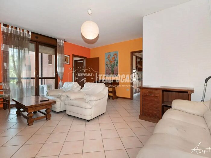 Appartamento quadrilocale in vendita in Via Maestri del Lavoro, Modena