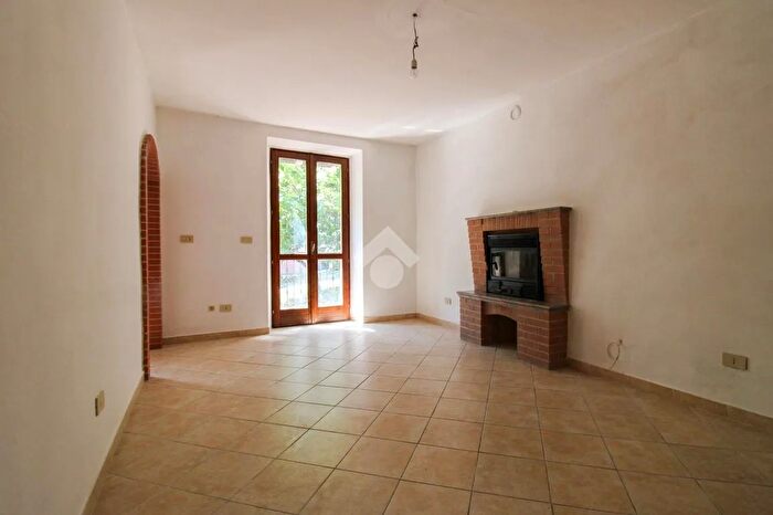 Appartamento trilocale in vendita in Via Giovanni Pascoli, Gardone Val Trompia