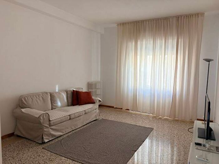 Appartamento trilocale in affitto in Via Giuseppe Verdi, Mestre, Venezia
