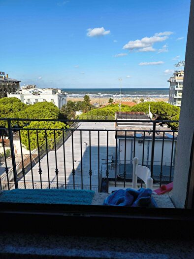 Appartamento trilocale in affitto in Viale Trieste, Rimini