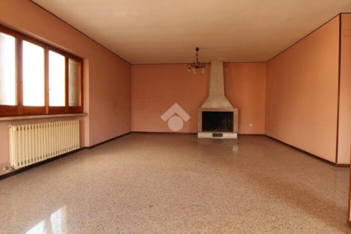 Appartamento con 5 locali in vendita in Via Giuseppe di Vittorio, Teramo