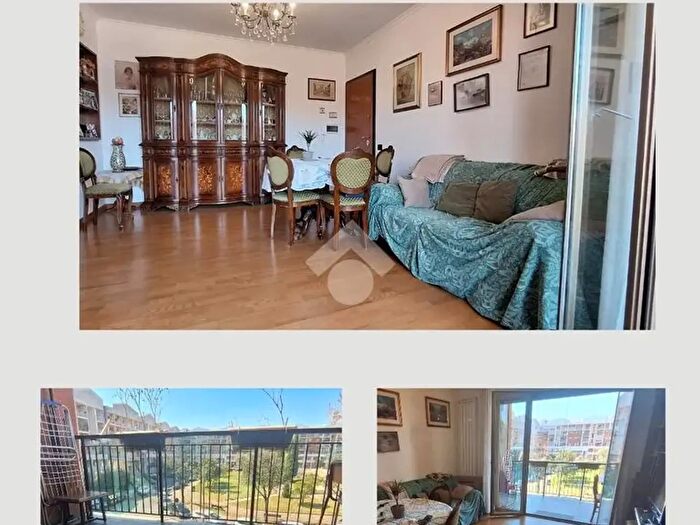 Appartamento trilocale in vendita in Piazza Gaspare Ambrosini, Roma