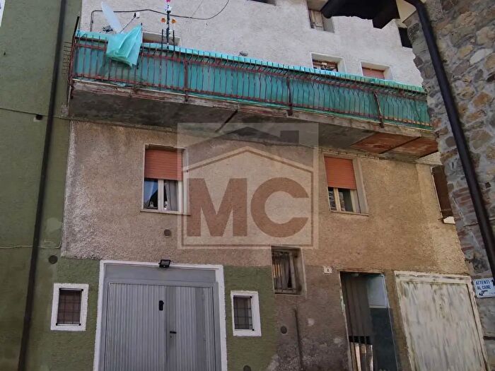Casa con 5 locali in vendita in Via del Ghetto, Scandiano