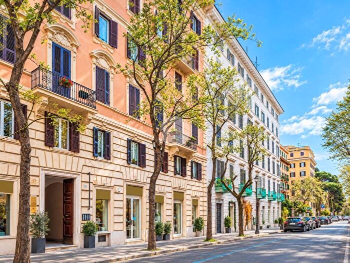 Casa in vendita in Via Germanico, Prati, Roma