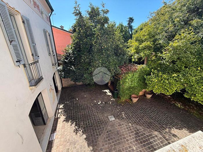 Appartamento in vendita in Casa di Corte Via Adua, Casalmaggiore