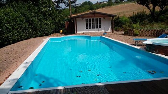 Casa con 6 locali in vendita in Alessandria