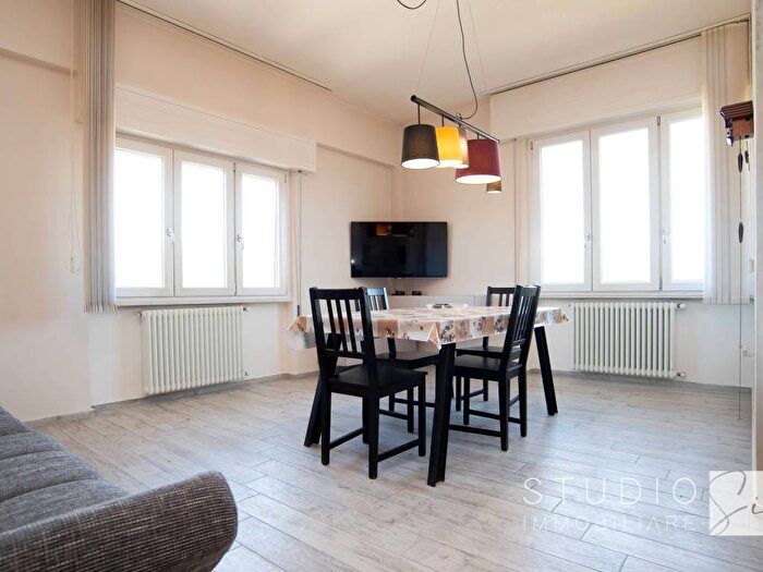 Appartamento trilocale in affitto in Via dei Panconi, Pistoia Ovest, Pistoia