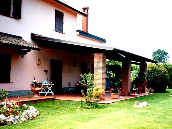 Casa con 5 locali in vendita in Frazione Pantiara, Borghetto Lodigiano