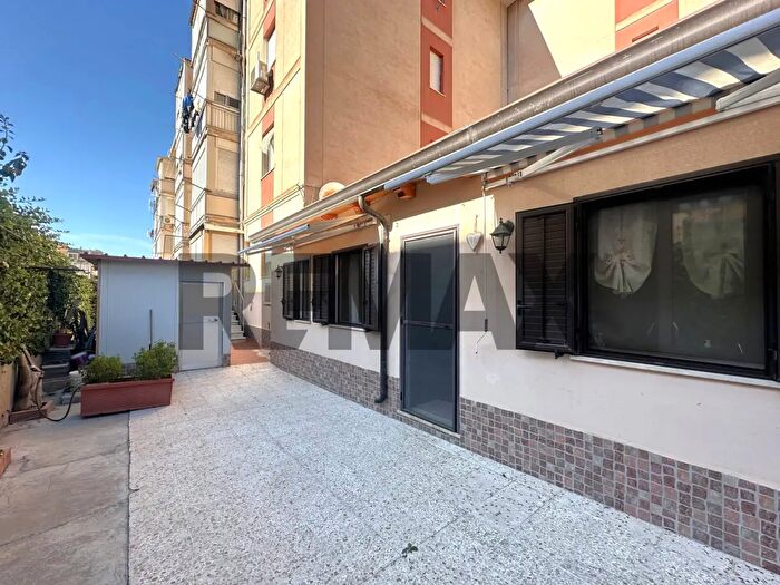 Appartamento con 6 locali in vendita in Via Alcione, Palermo