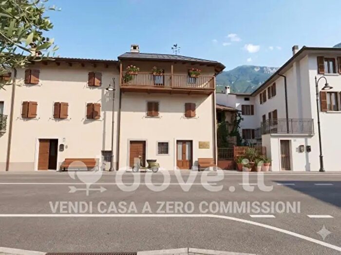 Casa con 6 locali in vendita in Ss, Dolce'