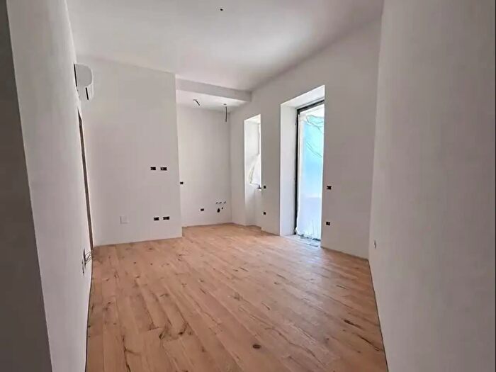 Appartamento bilocale in vendita in Via Mameli, Cagliari