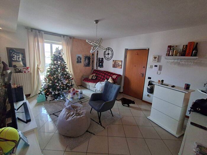 Appartamento quadrilocale in affitto in Via Evangelista Torricelli, Corso alla Vittoria Parco della Resistenza, Asti