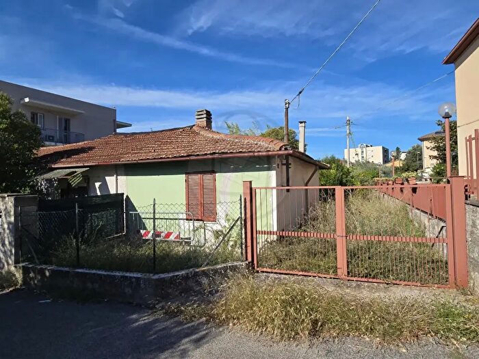 Casa bilocale in vendita in Via Campitello, Terni