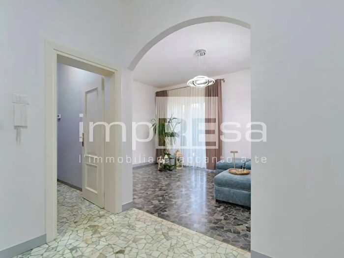 Appartamento trilocale in vendita in Viale Nino Bixio, Treviso