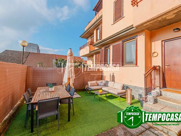 Appartamento bilocale in vendita in Via Fratelli Rosselli, Motta Visconti