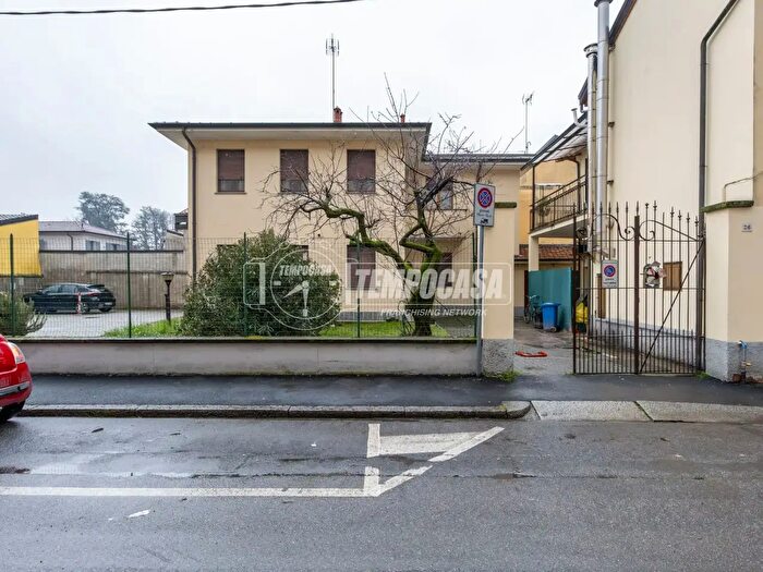 Appartamento bilocale in vendita in Via Monte Grappa, Melzo