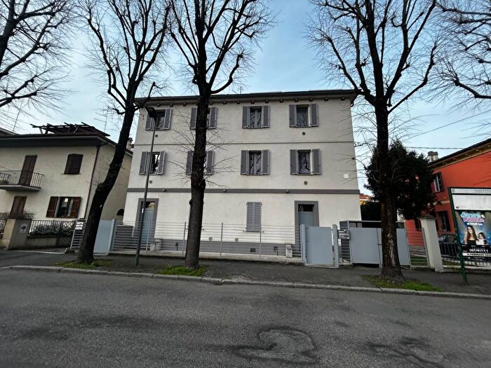 Appartamento trilocale in affitto in Via Pavia, Infrangibile, Piacenza