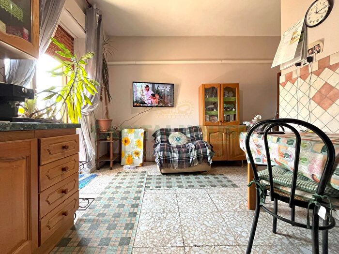 Appartamento trilocale in vendita in Via De Michele, Santa Maria Capua Vetere