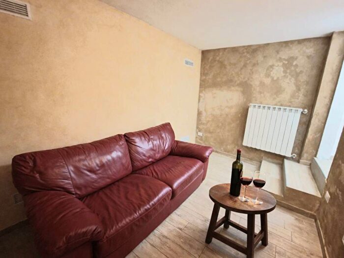 Appartamento con 5 locali in affitto in Via Borzacchini, Centro, Offida