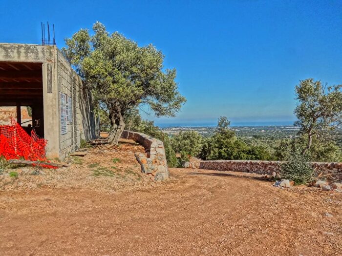 Casa con 6 locali in vendita in Fasano